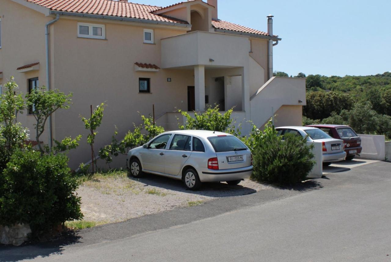 Vrh  Rooms With A Parking Space Krk - 13553 מראה חיצוני תמונה