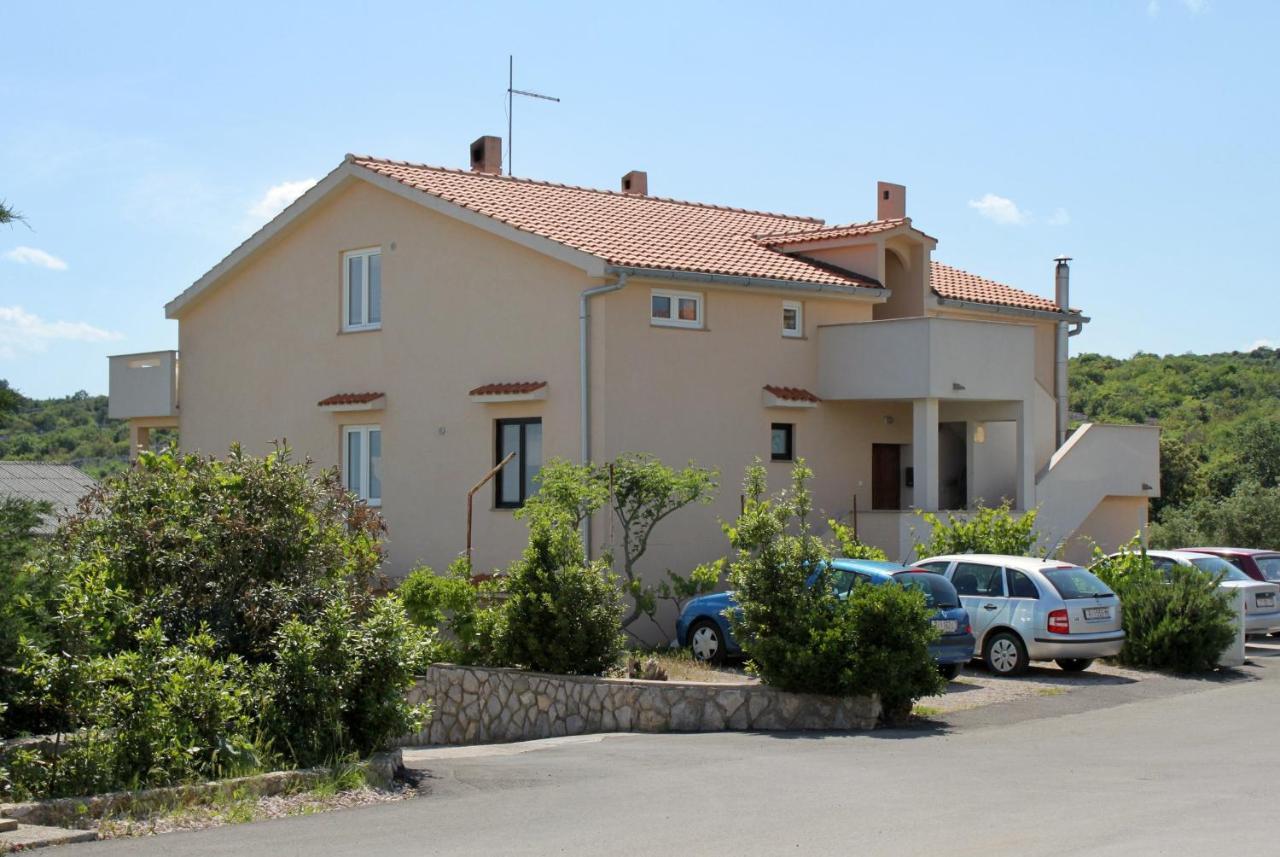 Vrh  Rooms With A Parking Space Krk - 13553 מראה חיצוני תמונה
